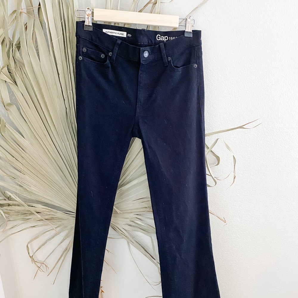 Black Flared Gap Jeans